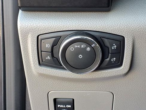 Used 2018 Ford F150 XL w/ Equipment Group 101A Mid image 15