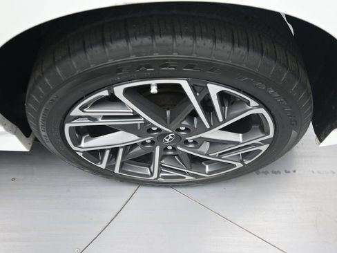 Used 2022 Hyundai Kona N Line image 8