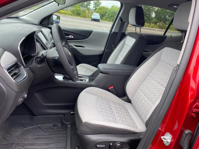 Certified 2024 Chevrolet Equinox LT w/ LPO, Floor Liner Package FWD image 15