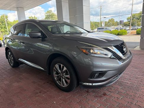 Used 2018 Nissan Murano SL w/ Moonroof Package AWD/4WD image 6