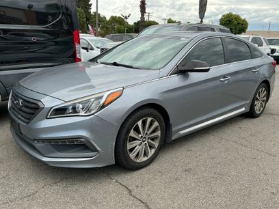 Used 2017 Hyundai Sonata Sport w/ Value Edition Package 02