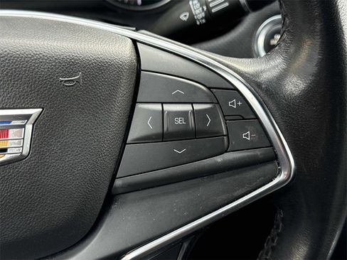 Used 2020 Cadillac XT5 Luxury image 25