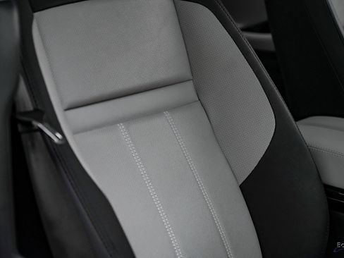 Used 2024 Land Rover Range Rover Evoque Dynamic SE image 45