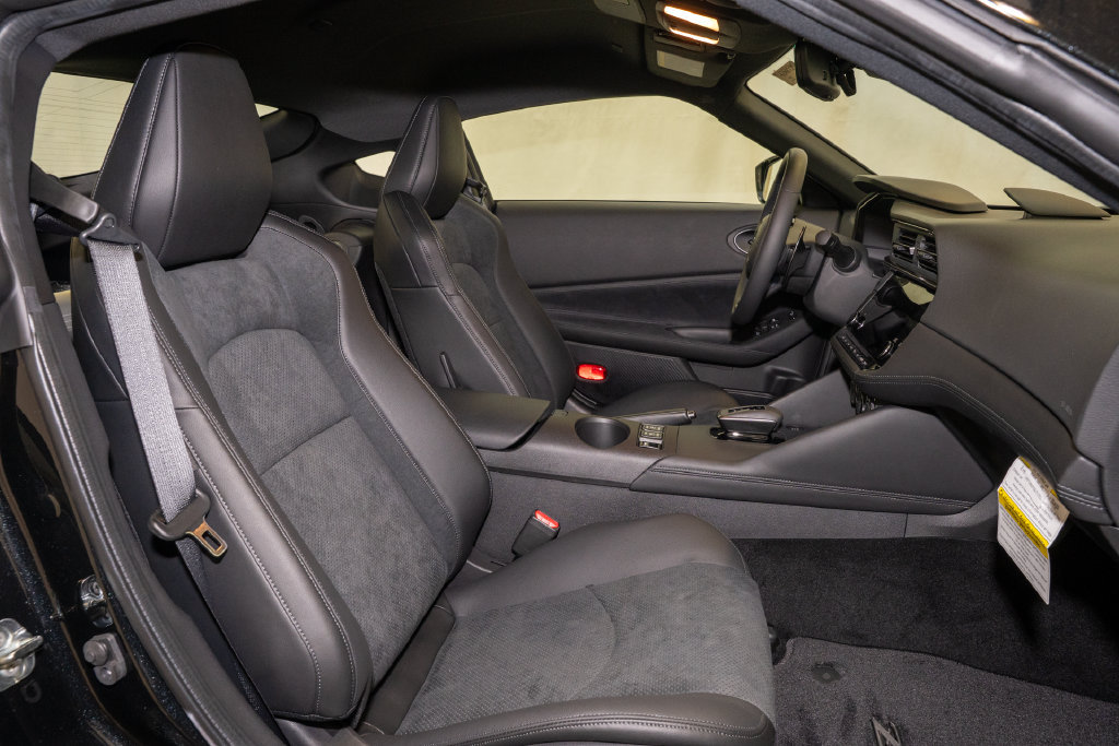 New 2027 Nissan Z Performance RWD image 12