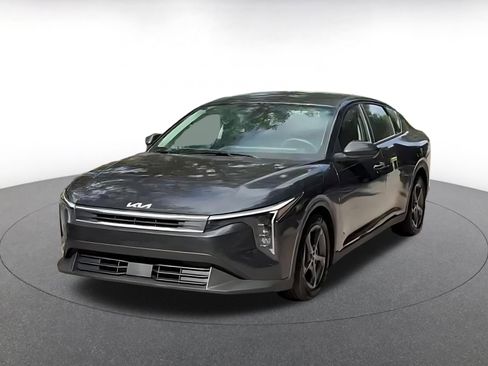 Used 2025 Kia K4 FWD image 7