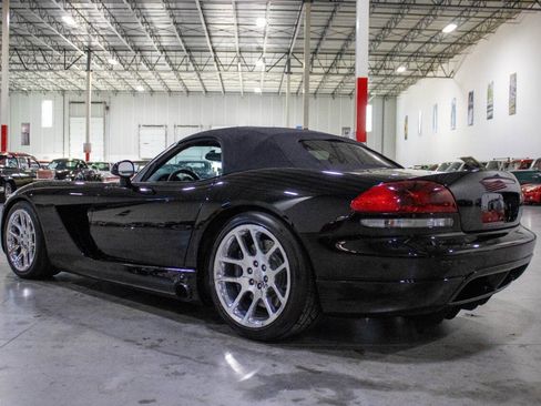 Used 2003 Dodge Viper SRT-10 image 14