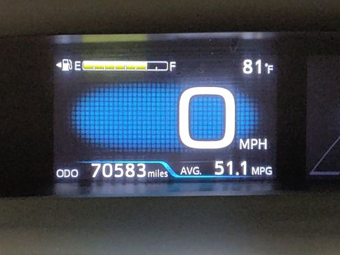 Used 2018 Toyota Prius Four Touring w/ Premium Convenience Package image 23