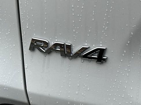 New 2025 Toyota RAV4 SE image 14