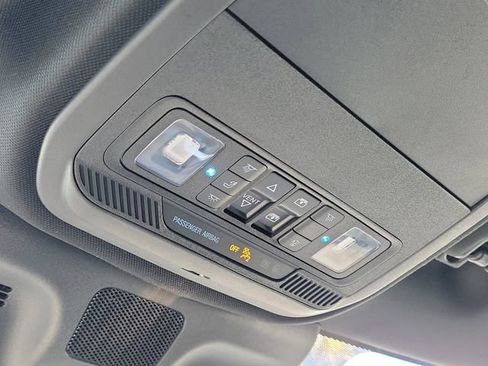 Used 2025 Ford Expedition Max Platinum w/ Stealth Performance Package AWD/4WD image 29