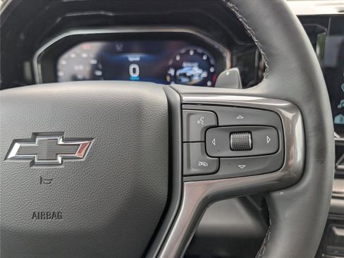 Used 2025 Chevrolet Silverado 1500 ZR2 w/ Technology Package AWD/4WD image 28