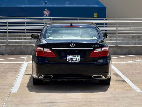 Used 2012 Lexus LS 460 w/ Luxury Value Edition RWD image 6