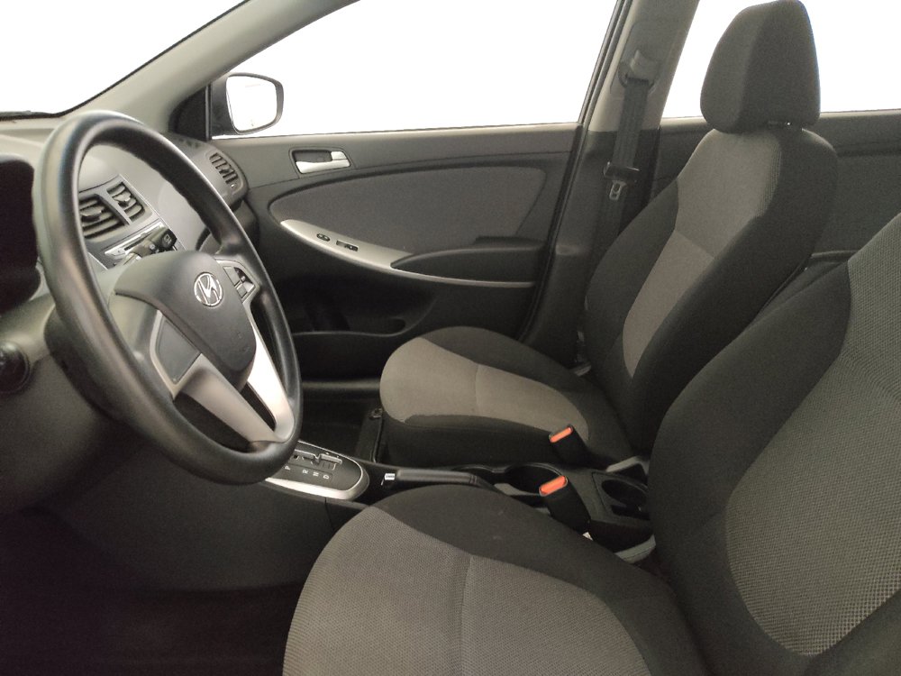 Used 2014 Hyundai Accent GS FWD image 17