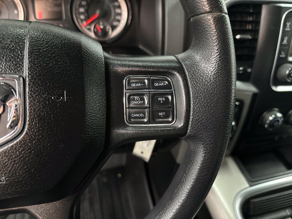 Used 2020 RAM 1500 Warlock AWD/4WD image 15