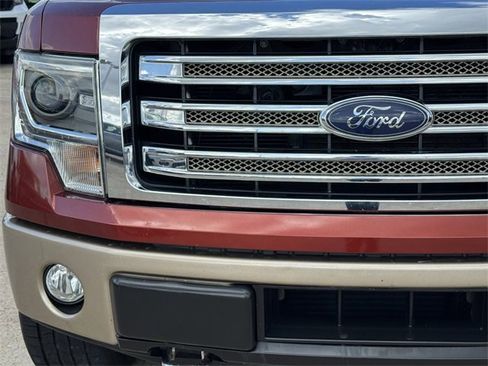 Used 2014 Ford F150 King Ranch w/ King Ranch Luxury Package image 8