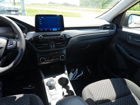 Used 2023 Ford Escape Active AWD/4WD image 23