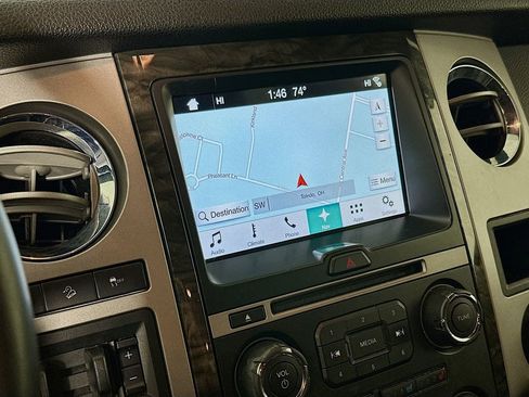 Used 2017 Ford Expedition Limited AWD/4WD image 18