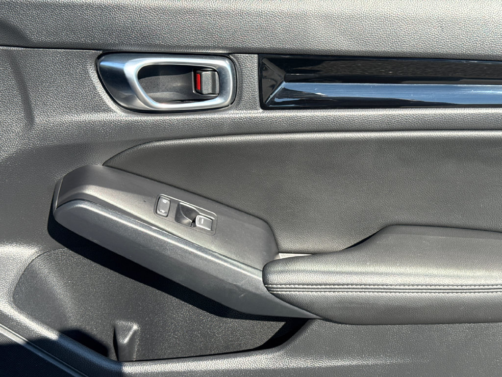 Used 2022 Honda Civic EX-L image 17