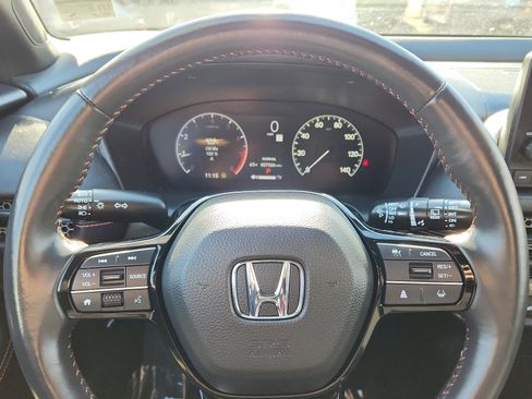 Used 2024 Honda HR-V Sport image 18