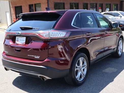Used 2017 Ford Edge Titanium w/ Equipment Group 301A FWD image 6