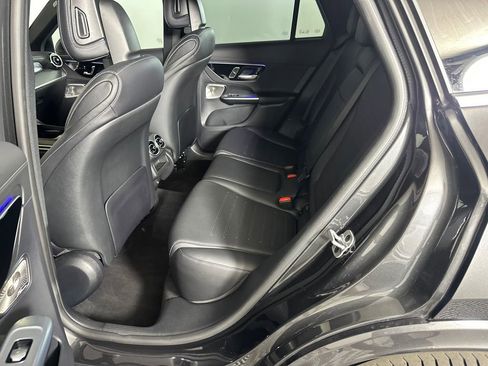 Certified 2024 Mercedes-Benz GLC 300 image 23