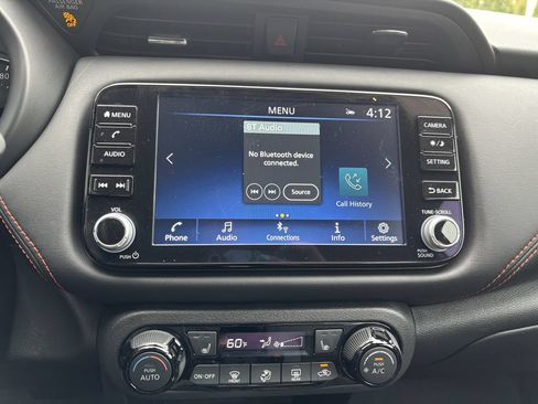Used 2024 Nissan Kicks SR w/ SR Premium Package FWD image 18
