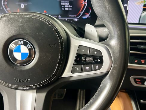 Used 2022 BMW X6 xDrive40i w/ M Sport Package AWD/4WD image 12