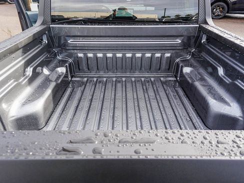 New 2025 Ford Maverick XL image 24