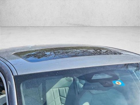 Certified 2024 BMW 530i 530i w/ Premium Package image 4