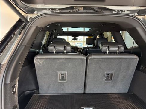 Used 2023 Cadillac XT6 Sport w/ Technology Package image 21