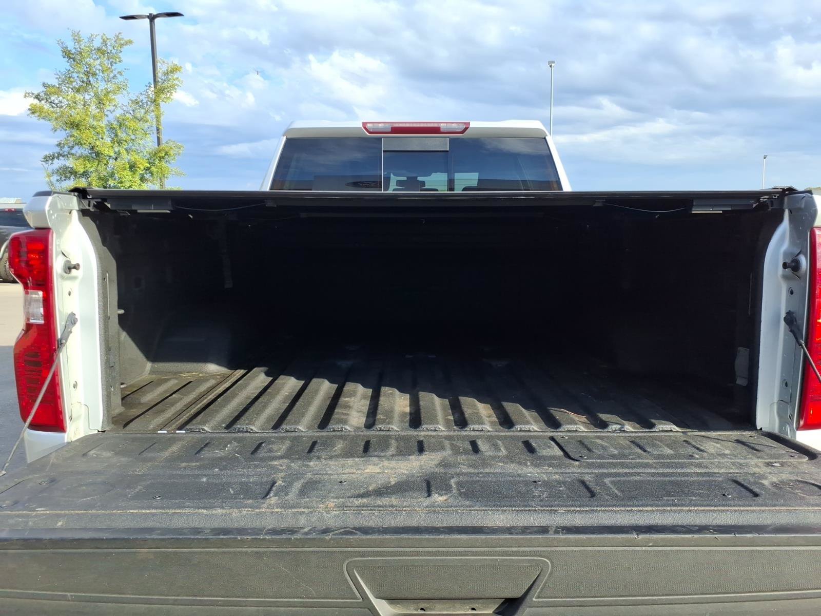 Used 2022 Chevrolet Silverado 2500 LT w/ Convenience Package AWD/4WD image 16