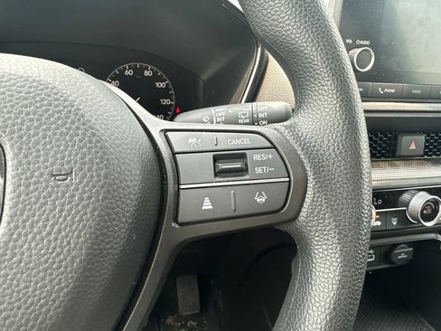Used 2025 Honda CR-V LX image 21