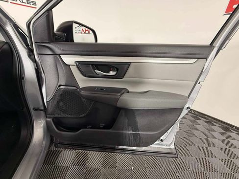 Used 2019 Honda CR-V LX image 25