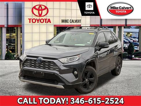 Used 2020 Toyota RAV4 XSE image 1