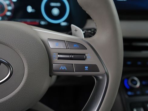 Used 2024 Hyundai Palisade Limited image 19