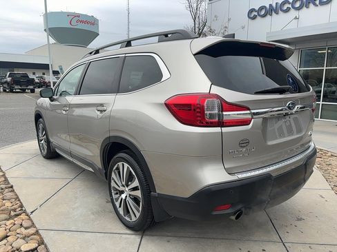 Used 2020 Subaru Ascent Limited w/ Technology Package image 8