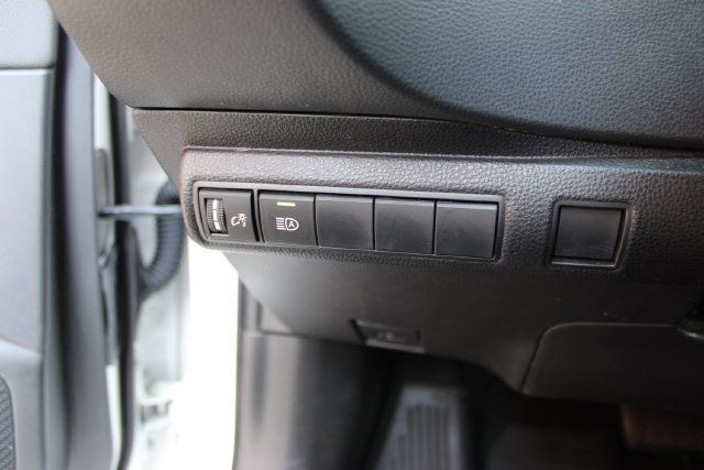 Used 2022 Toyota Corolla SE w/ SE Premium Package FWD image 12