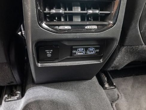Used 2024 Jeep Grand Cherokee Altitude AWD/4WD image 24