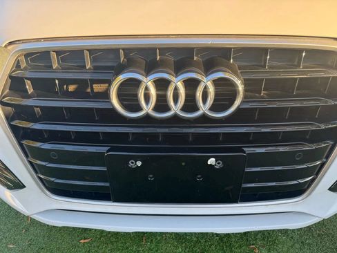 Used 2018 Audi Q3 2.0T Premium w/ Convenience Package image 17