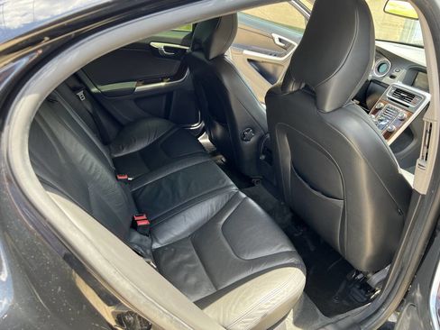 Used 2012 Volvo S60 T5 image 16