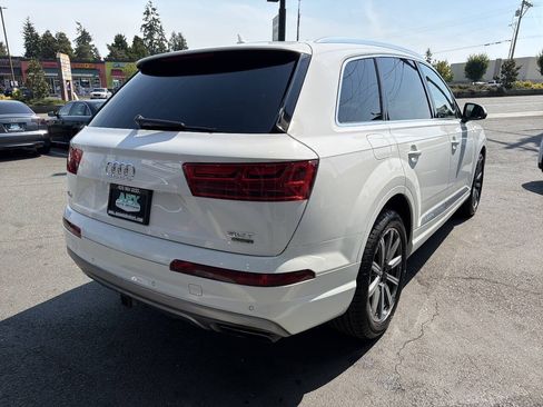Used 2018 Audi Q7 3.0T Prestige AWD/4WD image 9