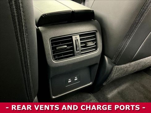 Certified 2025 Nissan Rogue SL AWD/4WD image 10