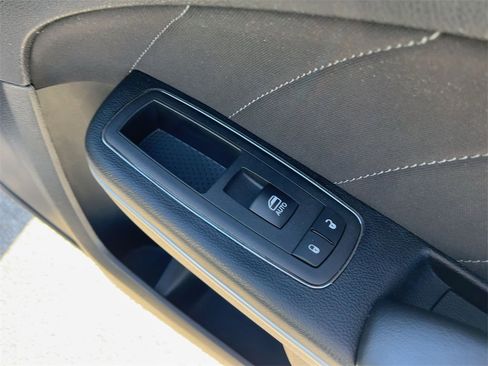 Used 2022 Dodge Charger SXT image 30