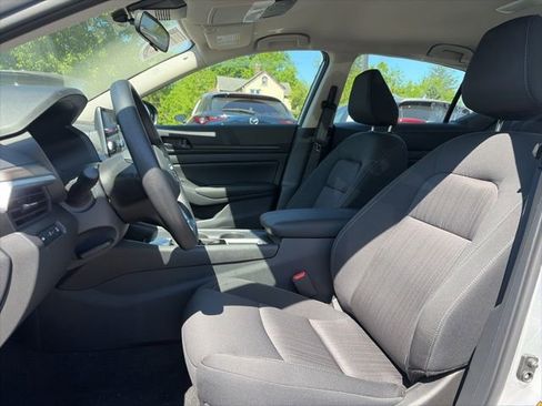 New 2026 Nissan Altima 2.5 SV FWD image 11