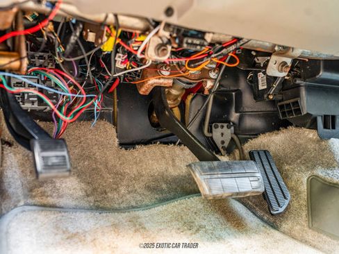 Used 1999 Chevrolet Tahoe LS image 35