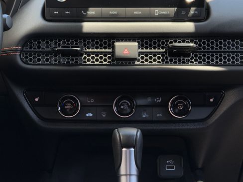 Certified 2024 Honda HR-V Sport image 19