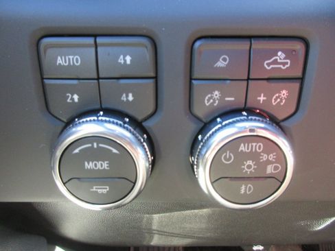 New 2026 GMC Sierra 1500 AT4 image 18