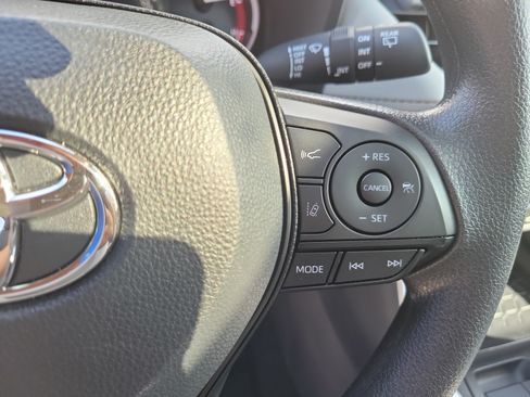 Certified 2025 Toyota RAV4 XLE w/ Convenience Package FWD image 29