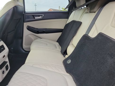 Certified 2023 Ford Edge Titanium w/ Equipment Group 301A AWD/4WD image 12