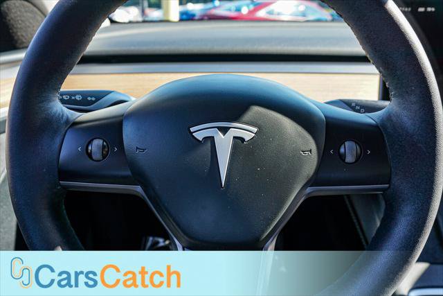 Used 2025 Tesla Model Y Long Range RWD image 23