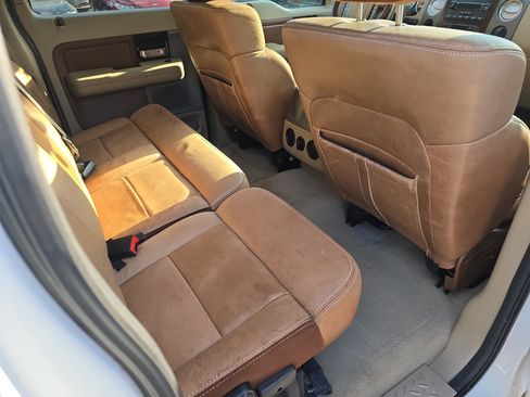 Used 2005 Ford F150 XLT RWD image 12